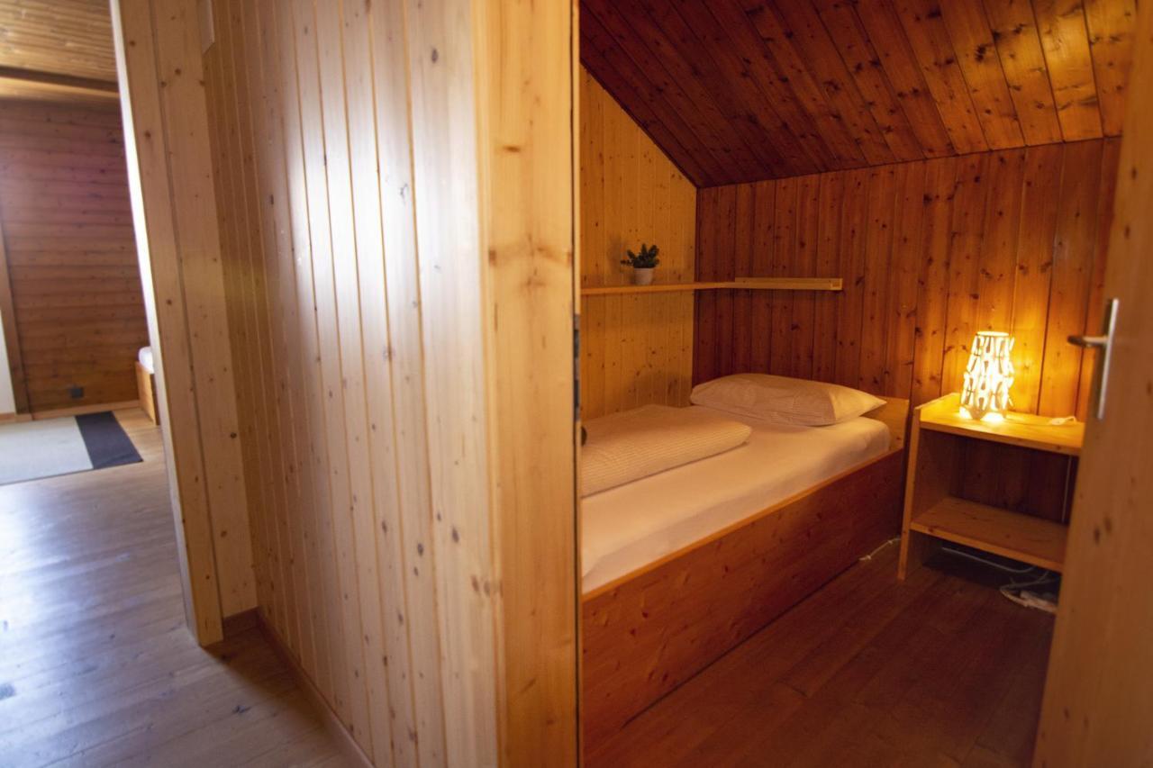 Sust Lodge Am Gotthard Hospental Bagian luar foto